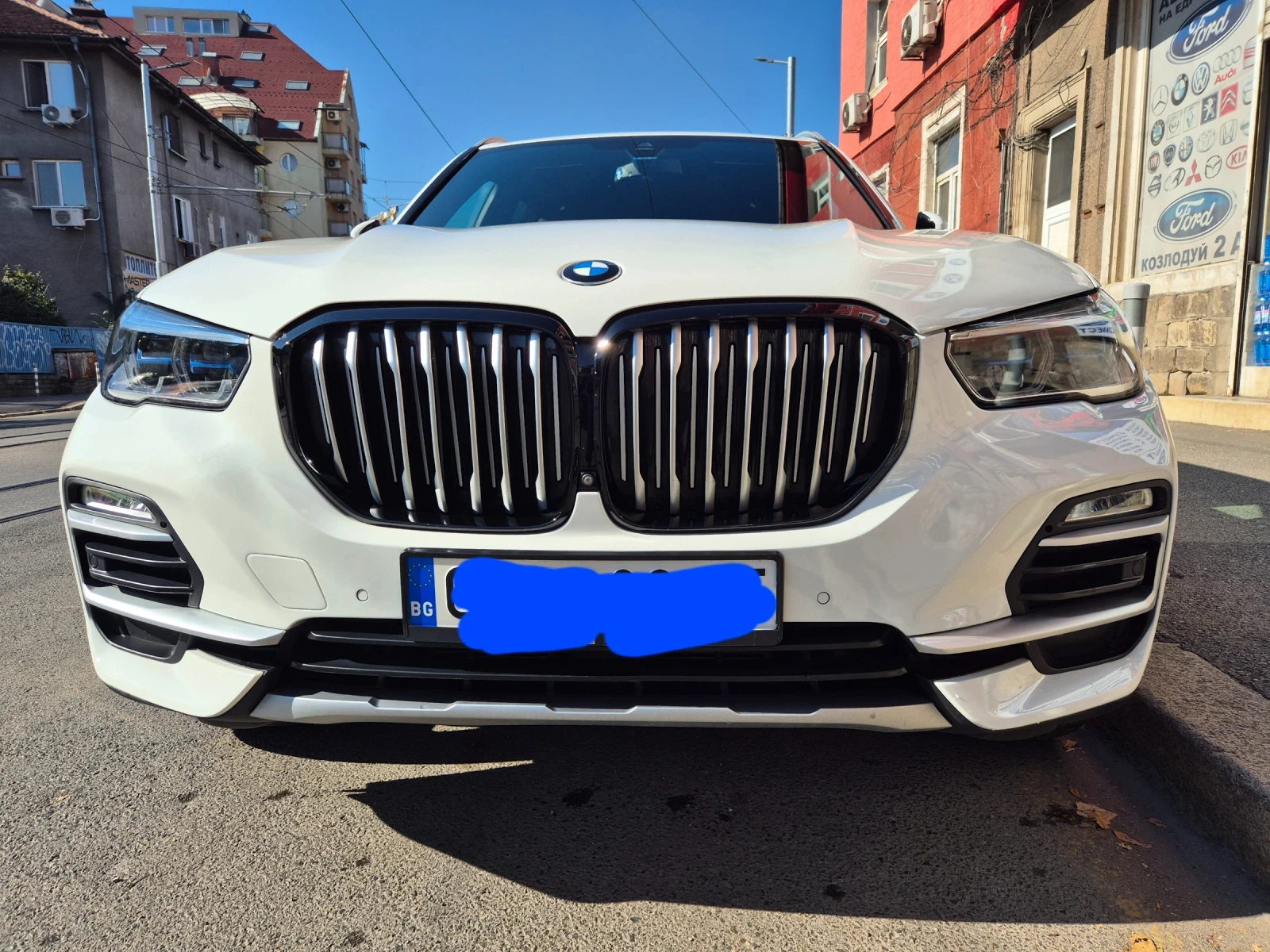 BMW X5 40i TV/SoftClose/ Head up / Harman / - изображение 8