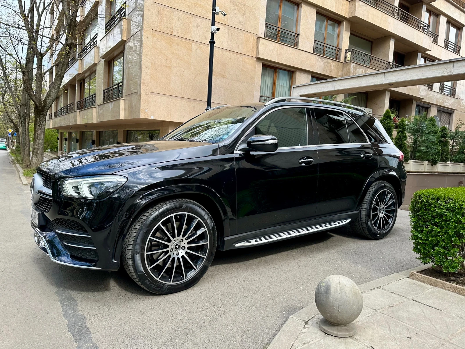 Mercedes-Benz GLE 350 * AMG * 1 Собственик * Лизинг * 7 Местен *  - изображение 3