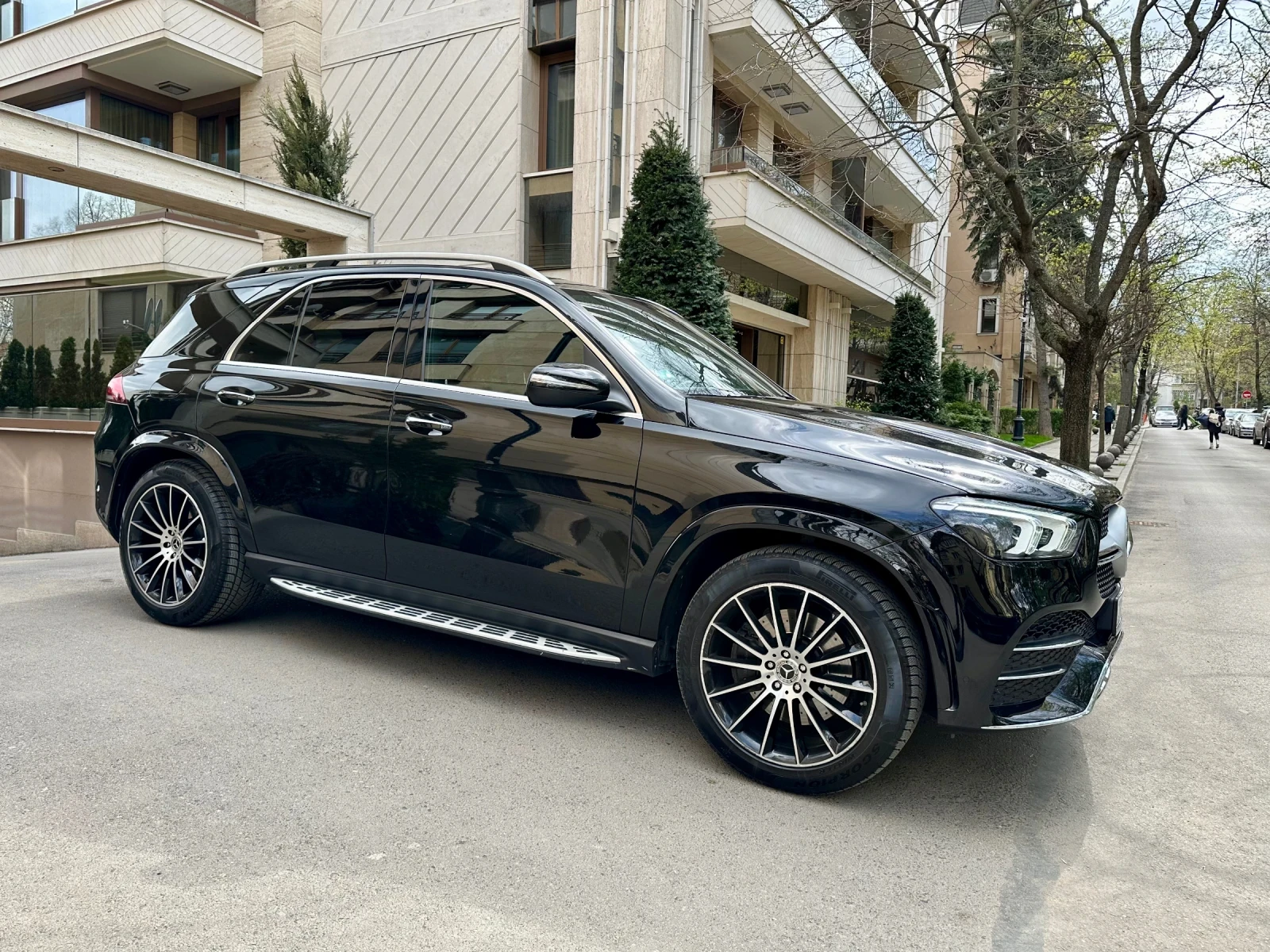 Mercedes-Benz GLE 350 * AMG * 1 Собственик * Лизинг * 7 Местен *  - изображение 4