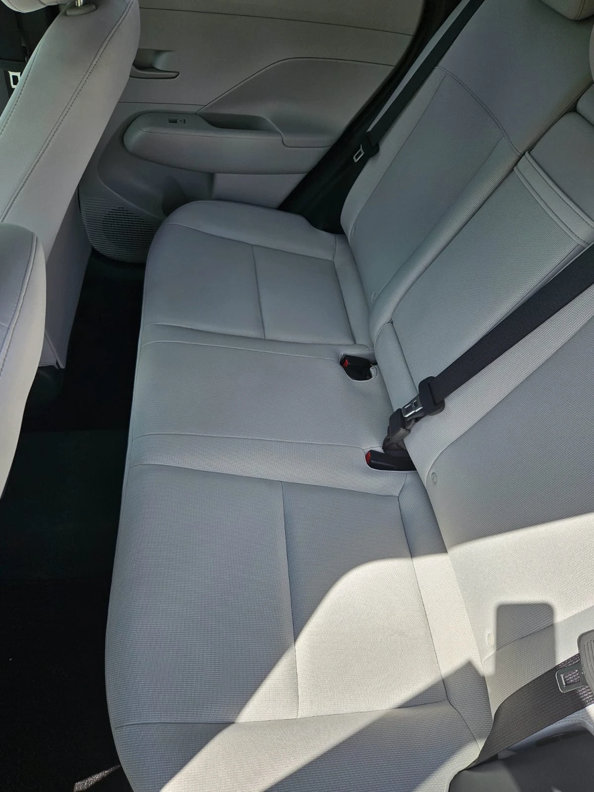 Hyundai Kona  SEL 2.0 L  | Mobile.bg   12