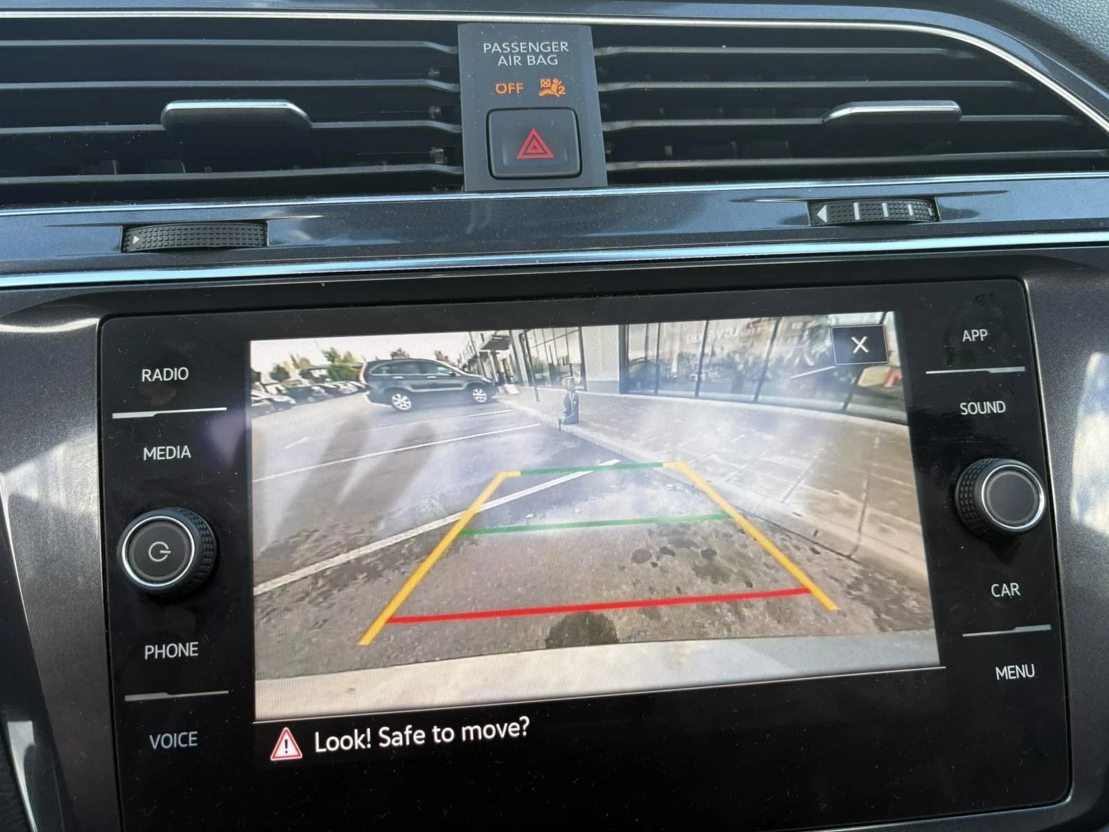 VW Tiguan R-Line, SE - изображение 8