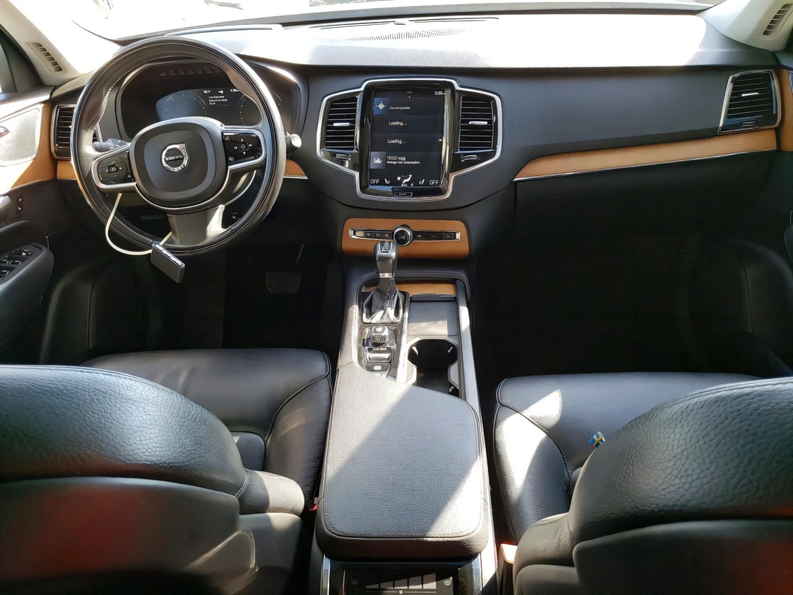 Volvo Xc90 T6 MOMENTUM БЕЗ ЩЕТА CARPLAY PANO ПОДГРЕВ CAM 7МЕС - изображение 7