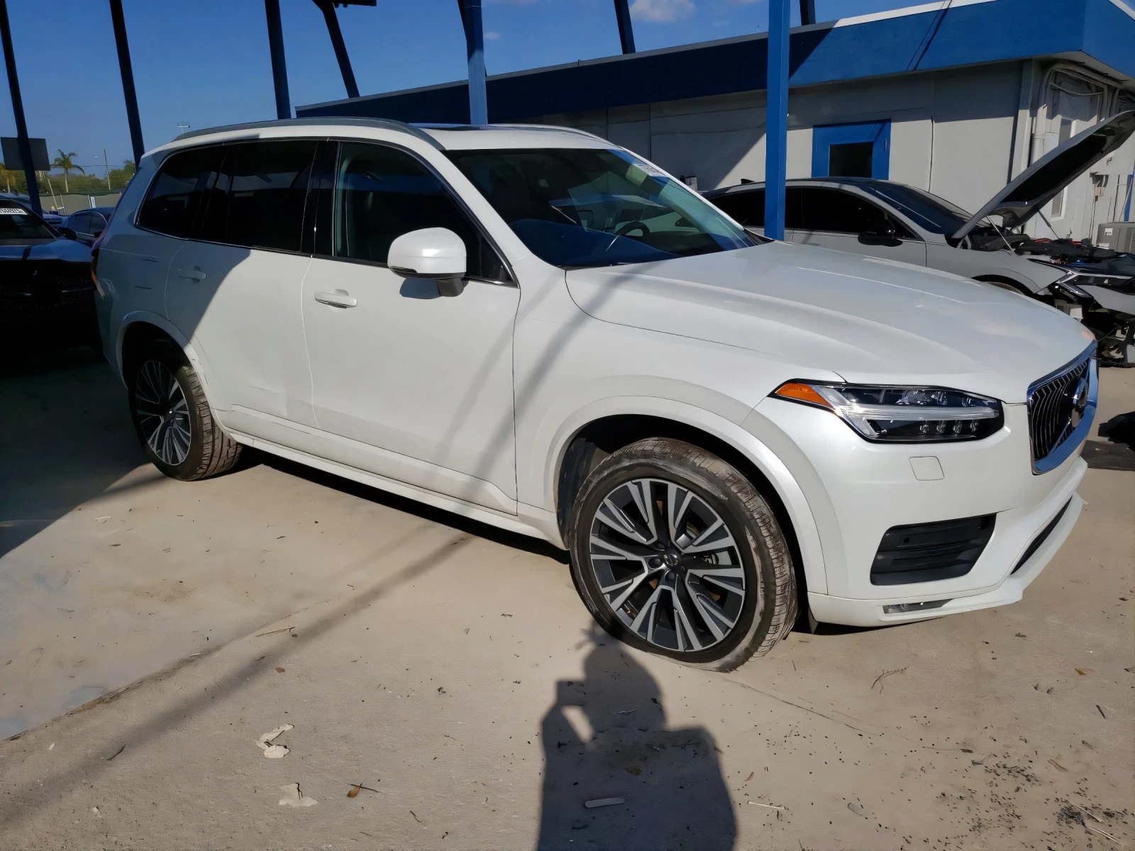 Volvo Xc90 T6 MOMENTUM БЕЗ ЩЕТА CARPLAY PANO ПОДГРЕВ CAM 7МЕС - изображение 2