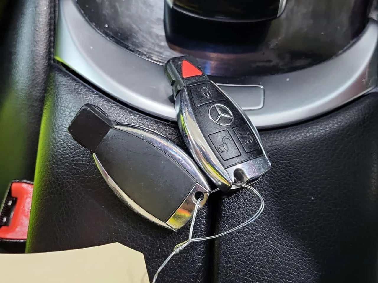 Mercedes-Benz GLC 300  | PANO | 360 | MEMORY | ДВА КЛЮЧА | , снимка 8 - Автомобили и джипове - 54110107