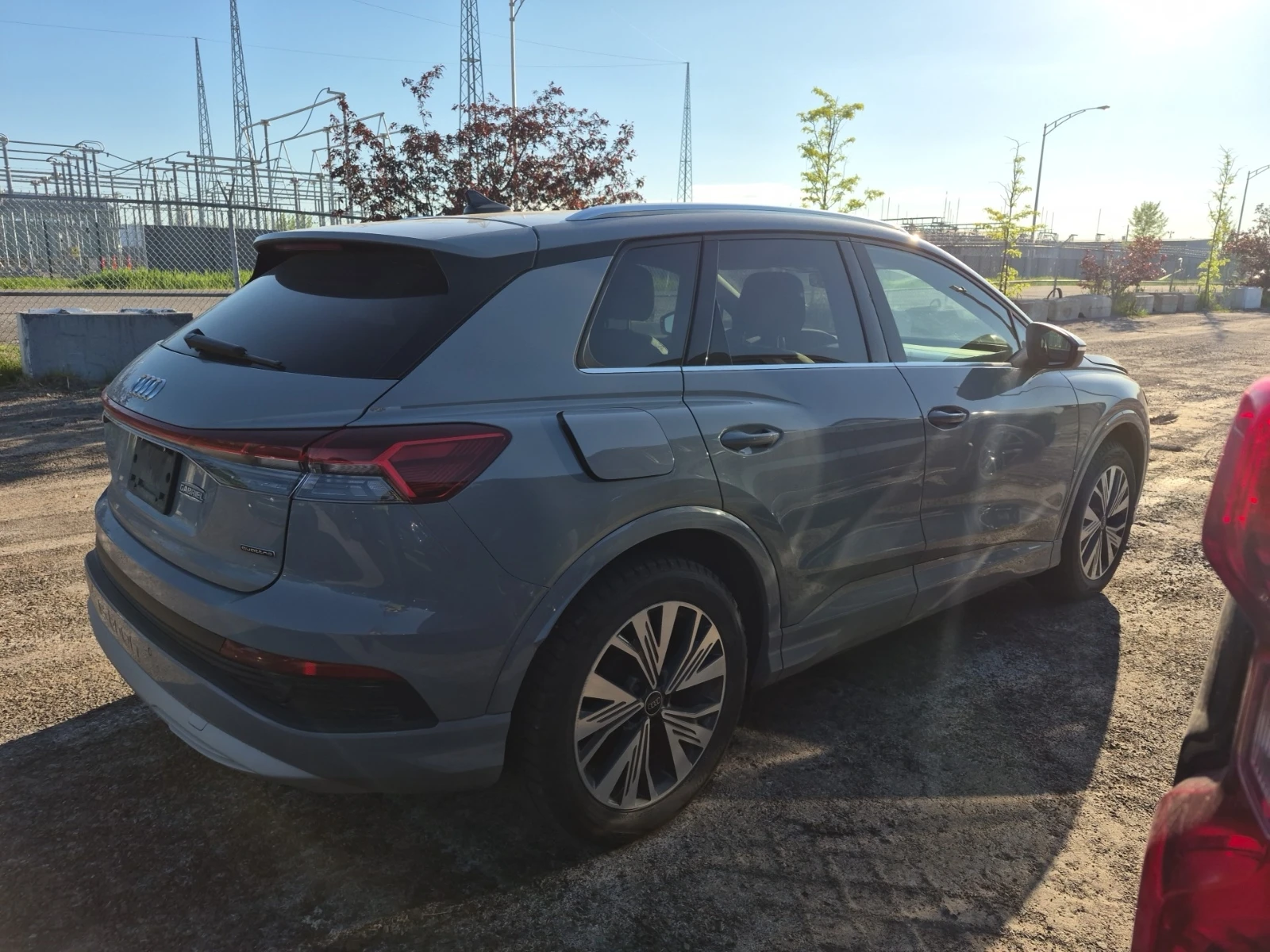Audi Q4 55 QUATTRO 2 КЛЮЧА| 360| ПАНО| CARFAX, снимка 5 - Автомобили и джипове - 54789126