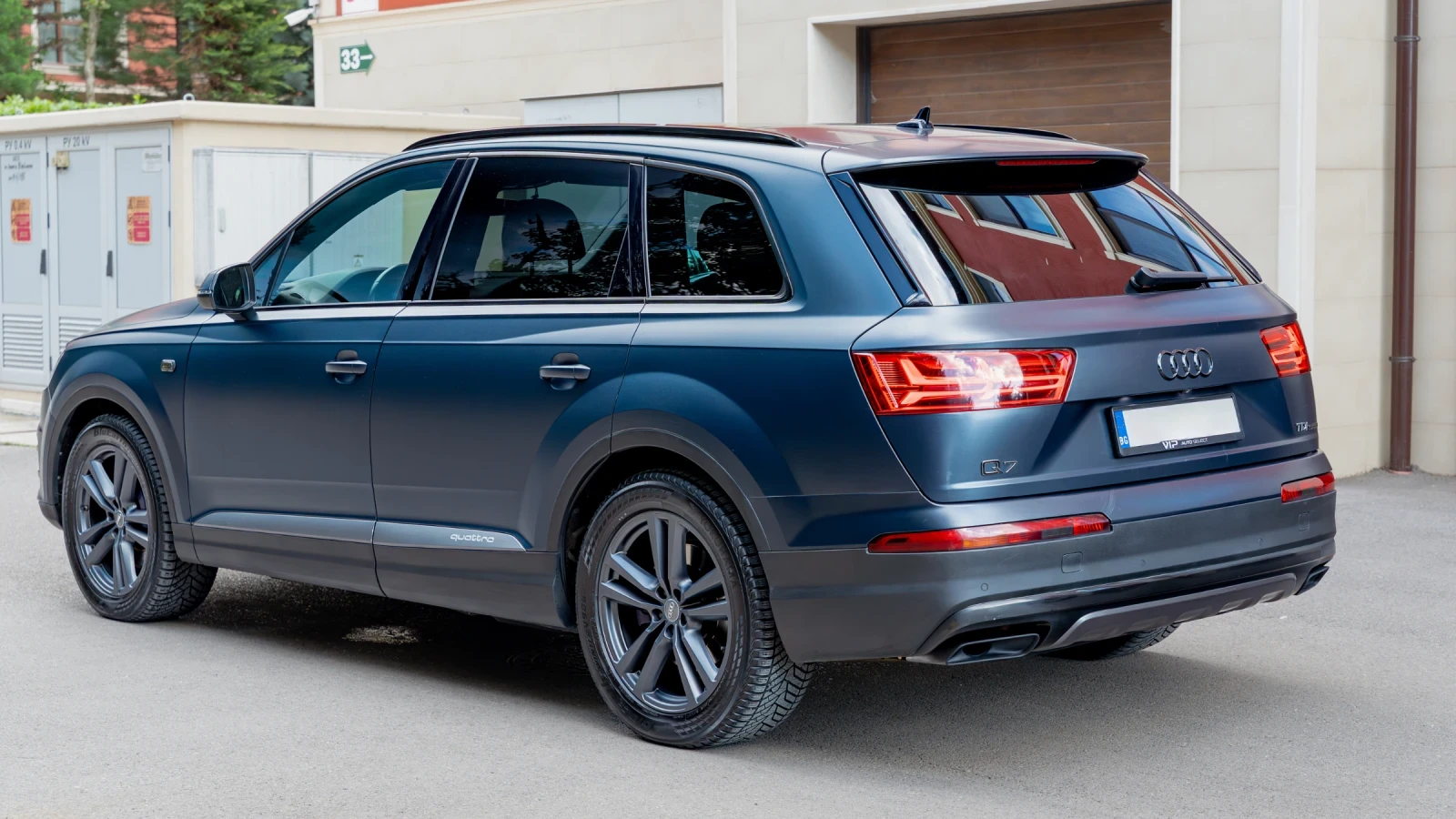 Audi Q7 50 TDI| MATRIX | 6+ 1 | 8ZF, снимка 4 - Автомобили и джипове - 54862252