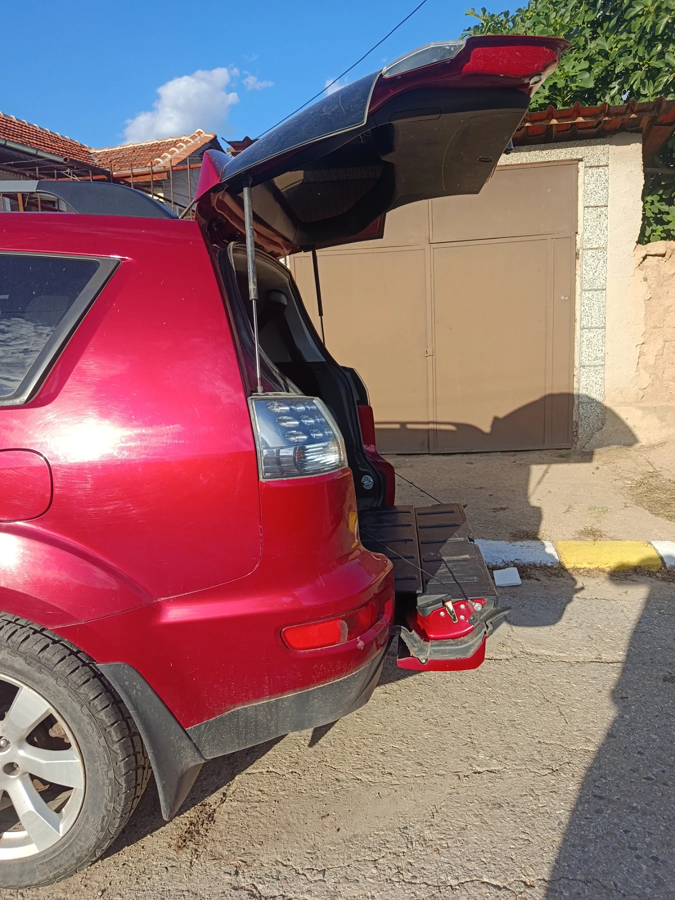 Mitsubishi Outlander, снимка 7 - Автомобили и джипове - 55164936
