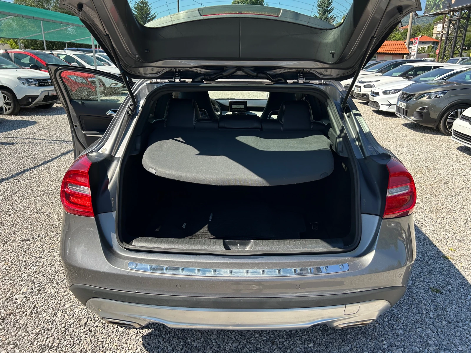 Mercedes-Benz GLA 200 2.0CDI EURO6B, снимка 17 - Автомобили и джипове - 55243267