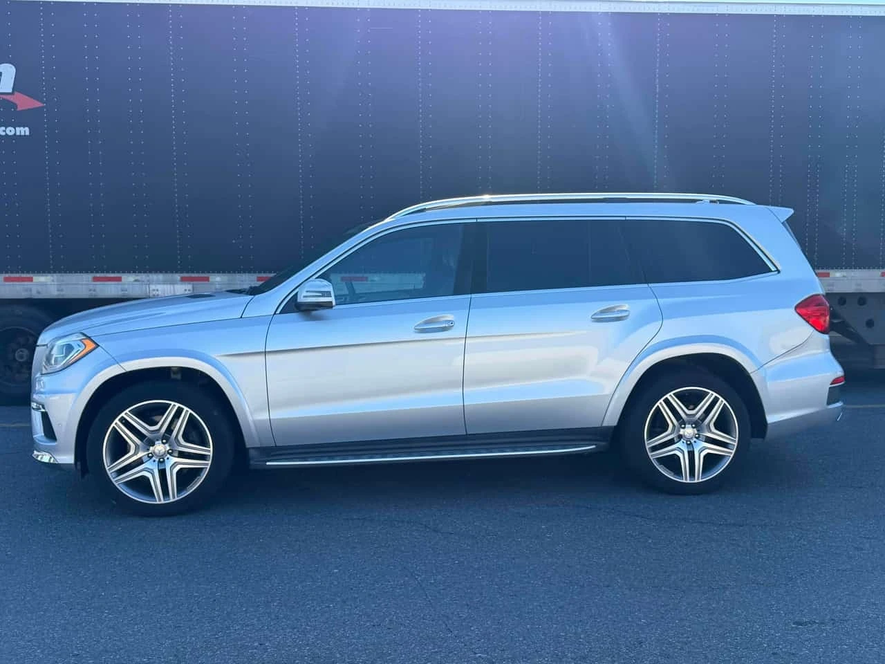 Mercedes-Benz GL 550 4MATIC CARFAX, снимка 8 - Автомобили и джипове - 56208255