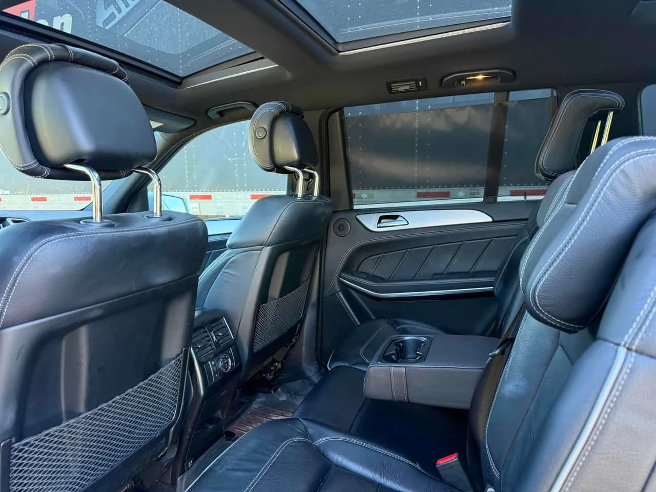 Mercedes-Benz GL 550 4MATIC CARFAX, снимка 17 - Автомобили и джипове - 56208255