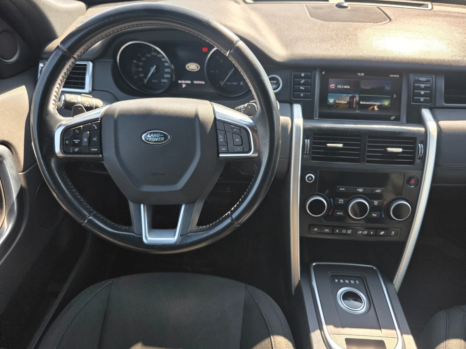 Land Rover Discovery Sport 2.0 TD4-AWD-Automatic-180hp, снимка 8 - Автомобили и джипове - 56295053