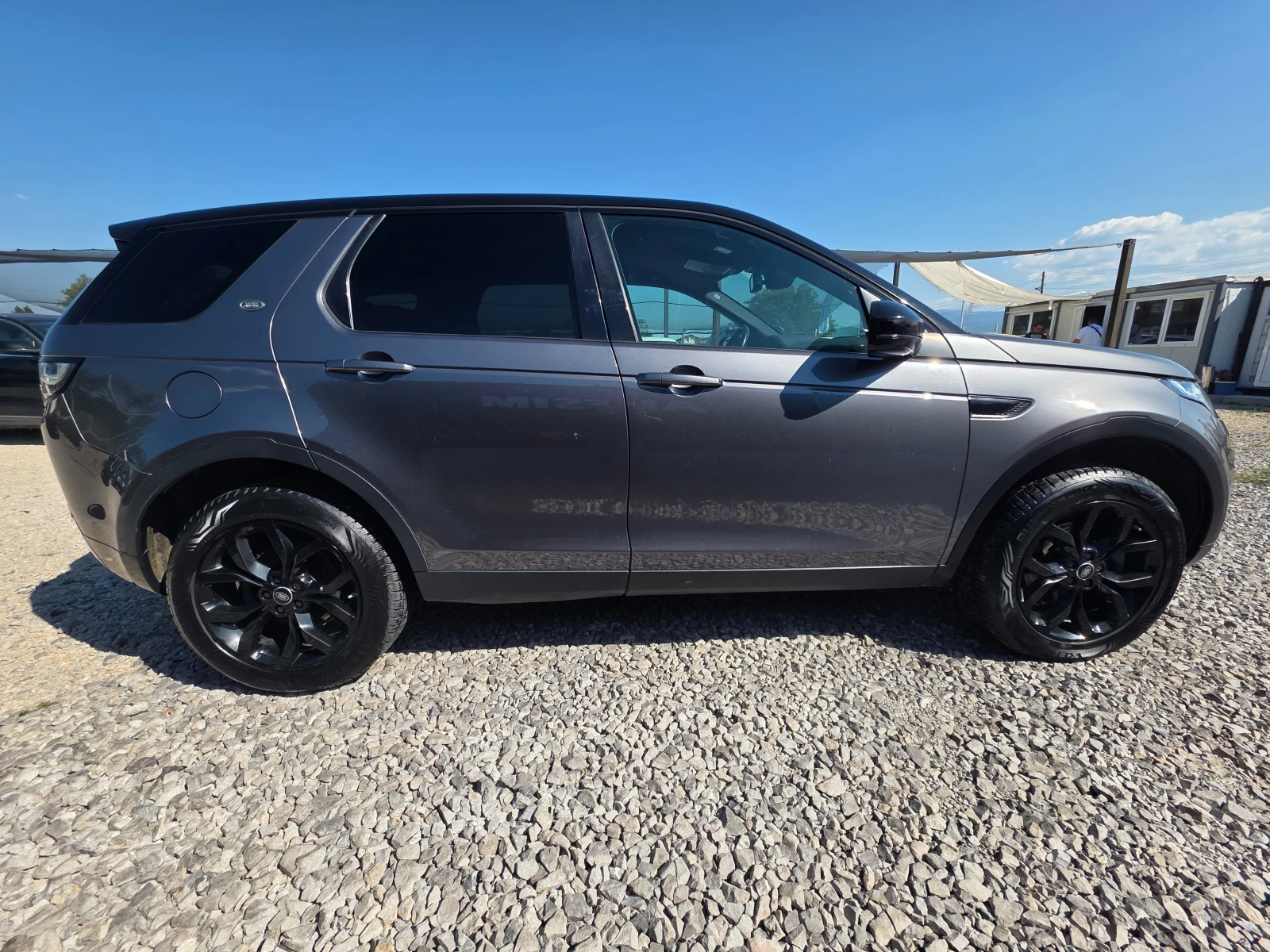 Land Rover Discovery Sport 2.0 TD4-AWD-Automatic-180hp, снимка 4 - Автомобили и джипове - 56295053