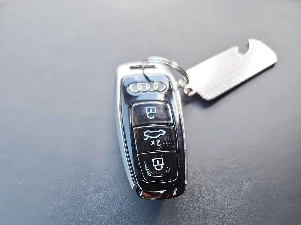 Audi SQ8 * 4.0 TFSI quattro * CARFAX *  | Mobile.bg � ����������� 10