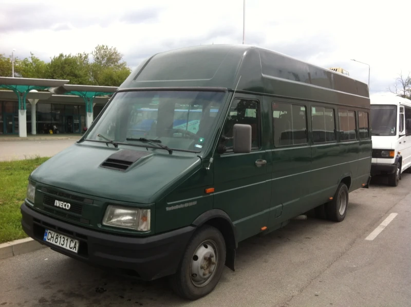 Iveco Daily, снимка 1 - Бусове и автобуси - 49512282