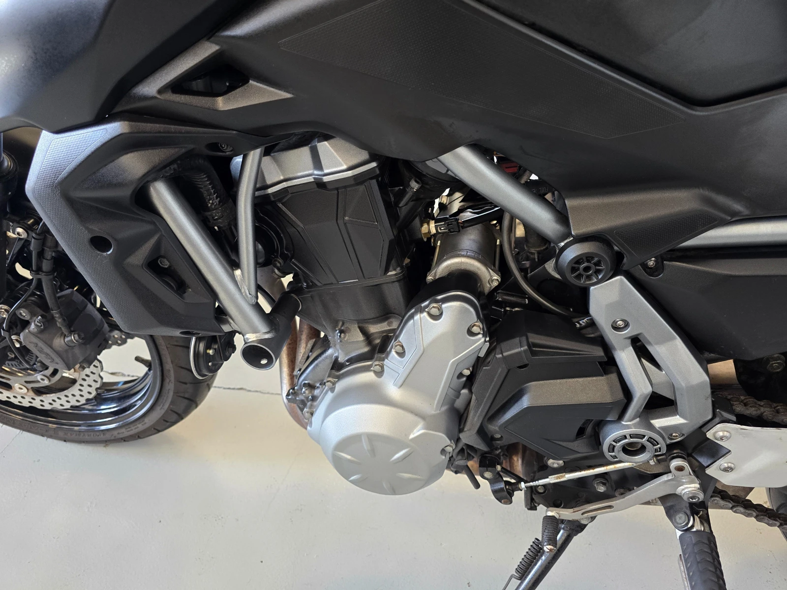 Kawasaki Z 650ie, ABS, 2017г., снимка 13 - Мотоциклети и мототехника - 54707621