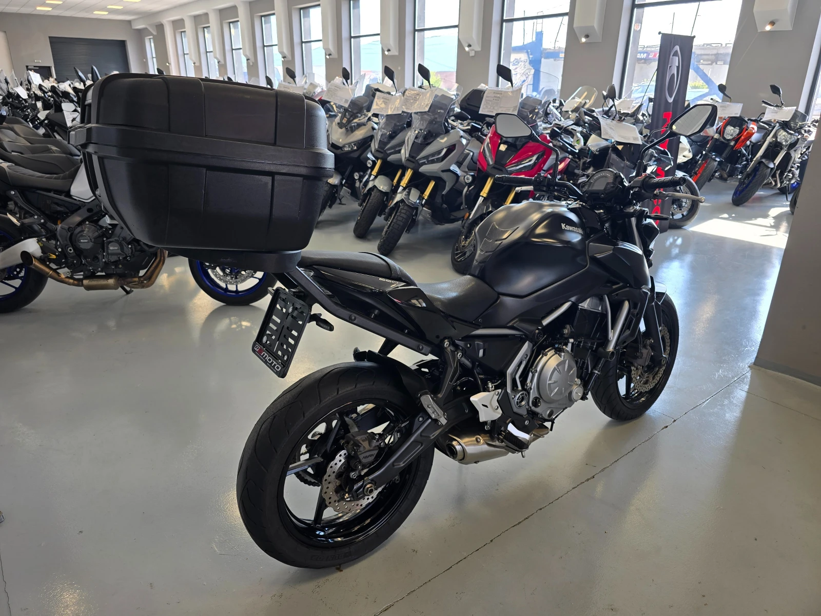 Kawasaki Z 650ie, ABS, 2017г., снимка 5 - Мотоциклети и мототехника - 54707621