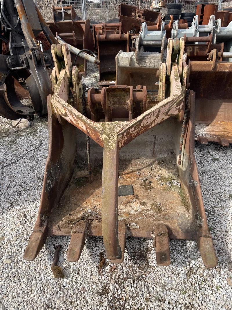 Допълнително оборудване Друг вид КОФА С РИПЕР