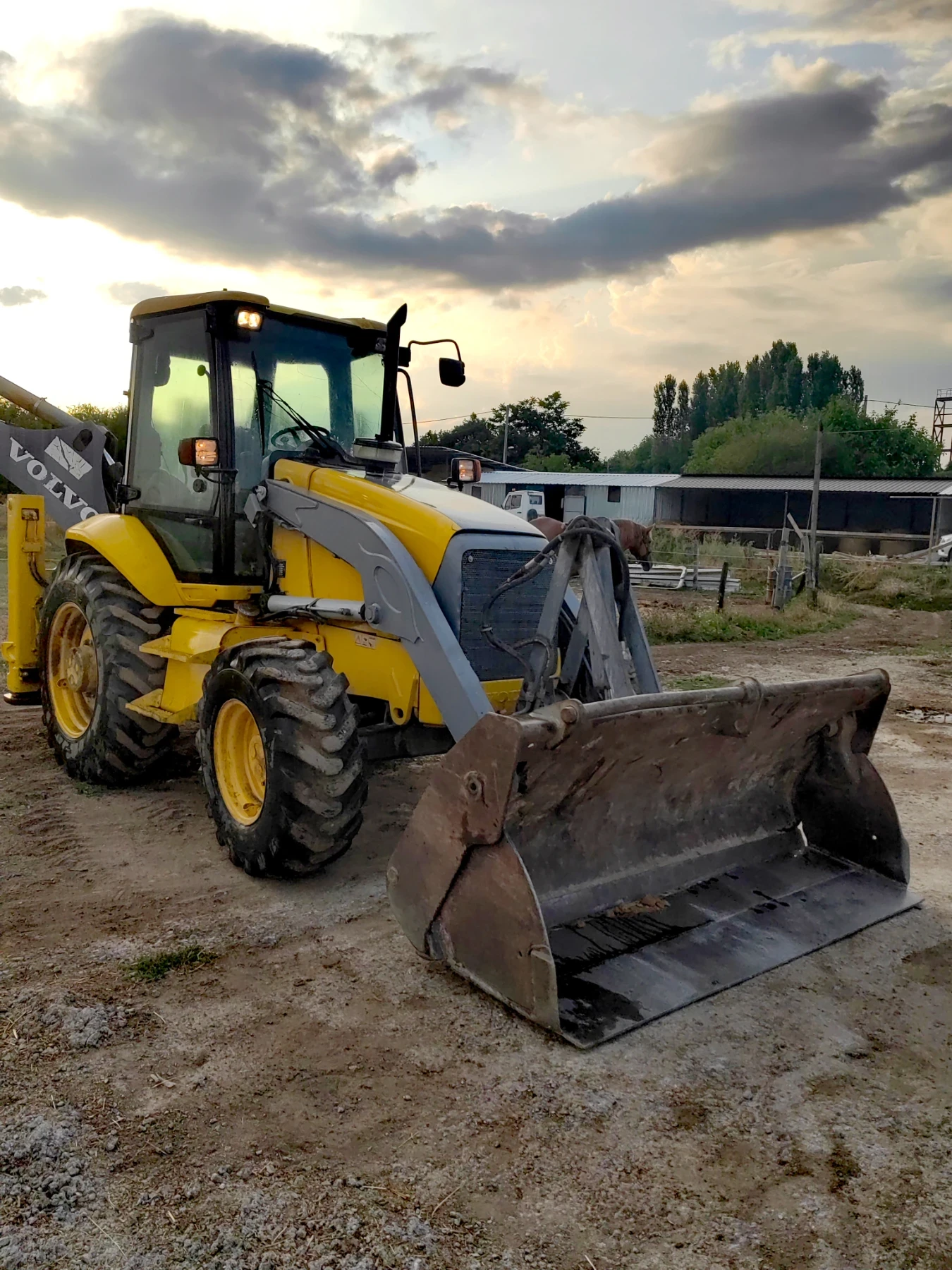  Volvo BL71 | Mobile.bg   1