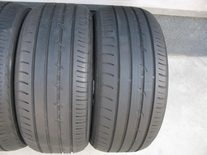 Гуми Летни 245/40R17, снимка 3 - Гуми и джанти - 11416246