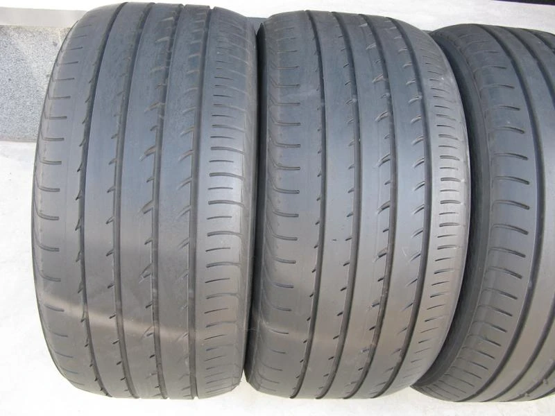 Гуми Летни 245/40R17, снимка 2 - Гуми и джанти - 11416246