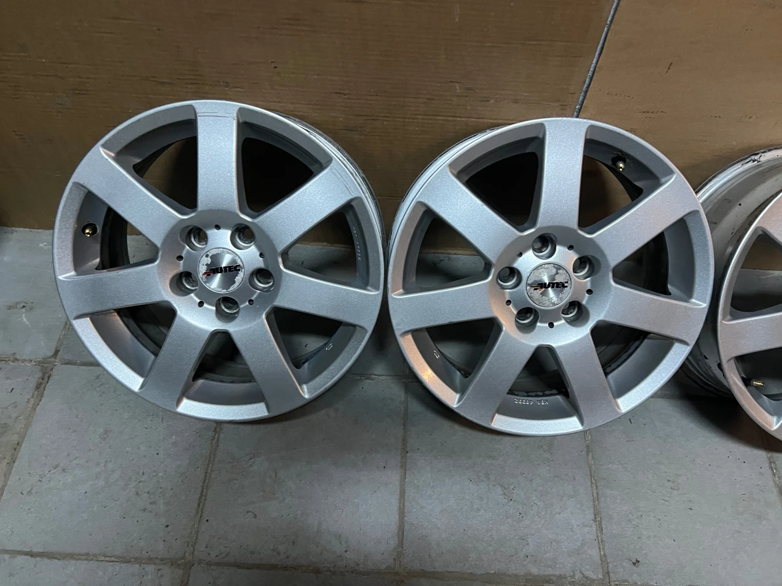 ������ | Mobile.bg � ����������� 3