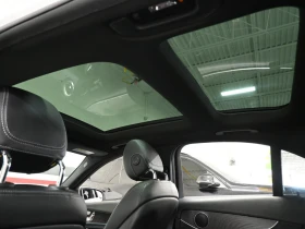 Mercedes-Benz C 300 4MATIC* AMG PACK* PANORAMA* LANE ASSIST* КАМЕРА* , снимка 16