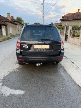 Subaru Forester 2.0 внос от Швейцария, снимка 5
