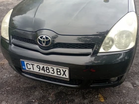 Обява за продажба на Toyota Corolla verso ~4 490 лв. - изображение 1