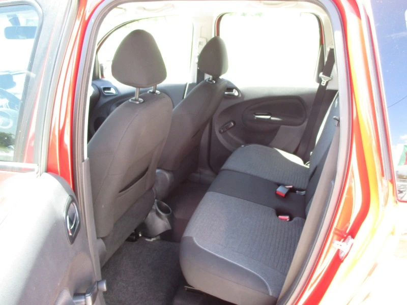 Citroen C3 Picasso 1.4 ГАЗ-БЕНЗИН КАТО НОВА, снимка 11 - Автомобили и джипове - 45480848