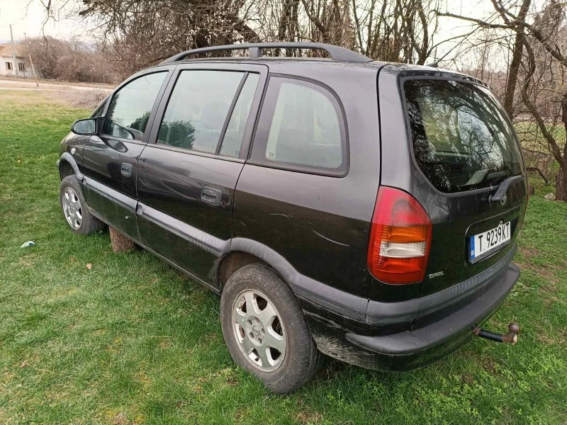 Opel Zafira 2.0 dt, снимка 4 - Автомобили и джипове - 47352831