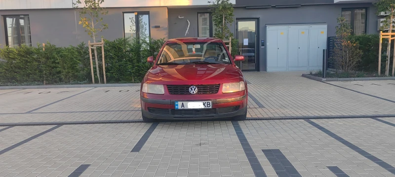 VW Passat, снимка 15 - Автомобили и джипове - 47380665