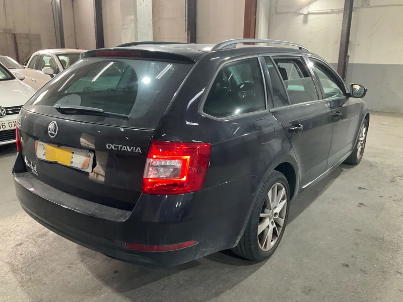 Skoda Octavia 1.6 TDI Style, снимка 6 - Автомобили и джипове - 48670075