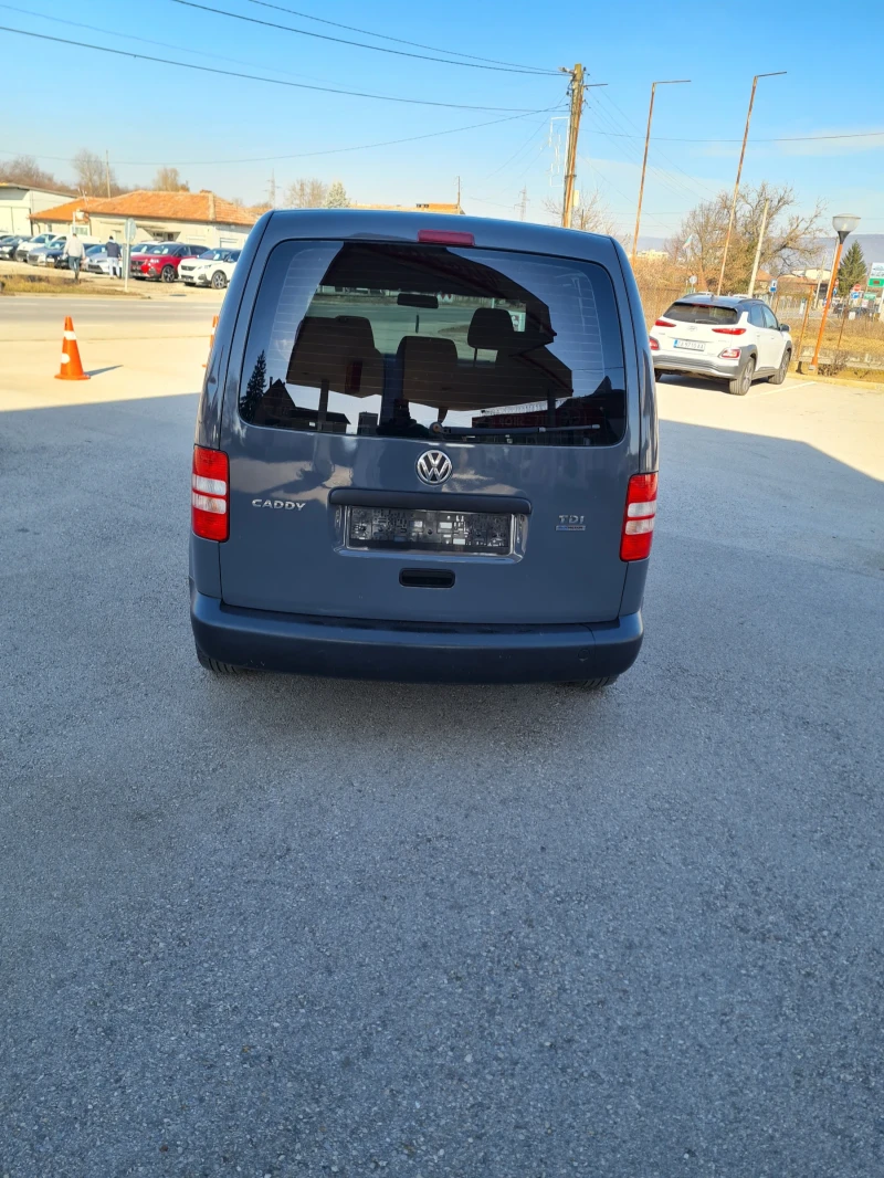 VW Caddy 1.6куб.105к.с.2011г. , снимка 2 - Автомобили и джипове - 48904291