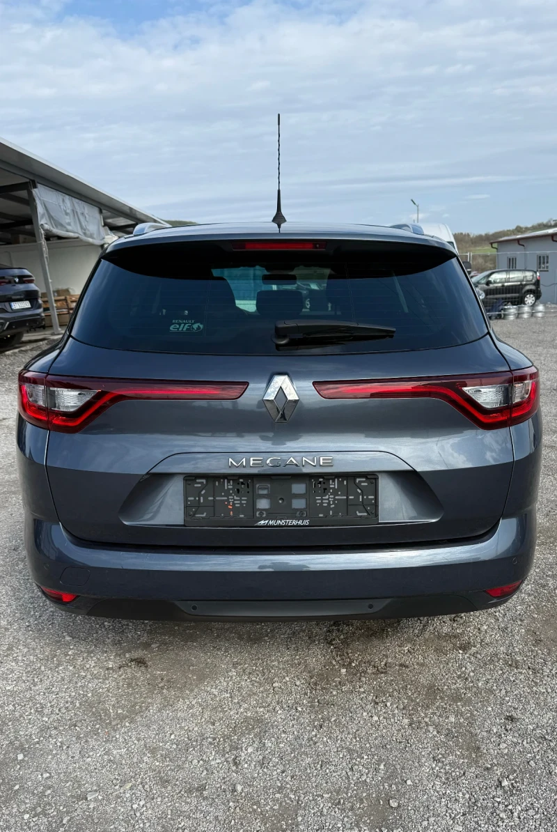 Renault Megane Limited , снимка 6 - Автомобили и джипове - 49600398