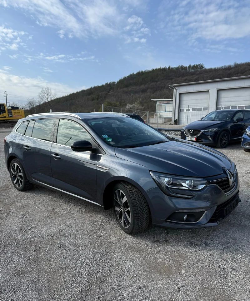 Renault Megane Limited , снимка 3 - Автомобили и джипове - 49600398