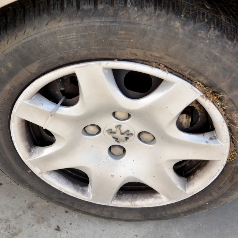 Peugeot 308 1.6 HDI, снимка 6 - Автомобили и джипове - 49928677