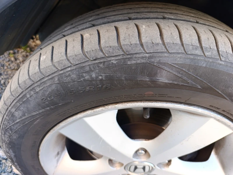 Honda Fr-v 2.2 diesel  , снимка 14 - Автомобили и джипове - 51073626