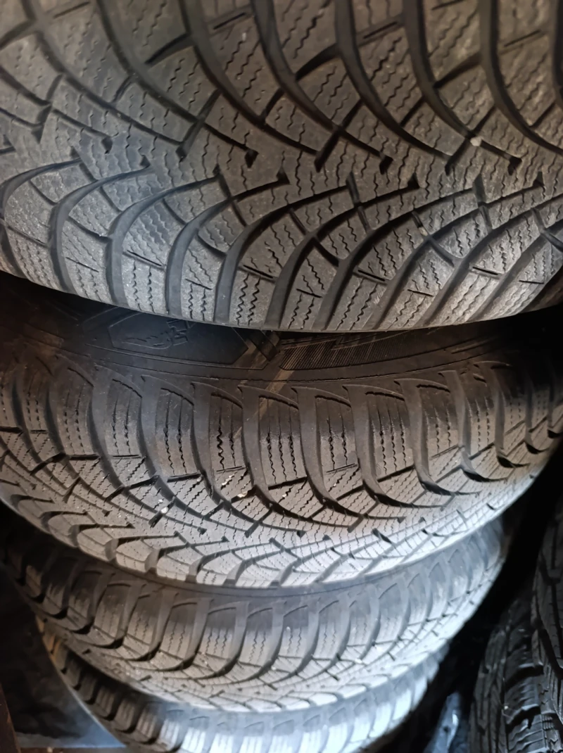 Honda Fr-v 2.2 diesel  , снимка 16 - Автомобили и джипове - 51073626