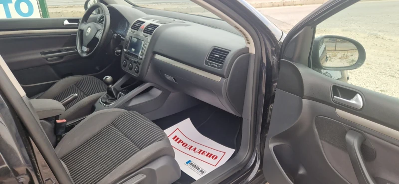 VW Golf 1.9 tdi NAVI-ИТАЛИЯ, снимка 9 - Автомобили и джипове - 51195006