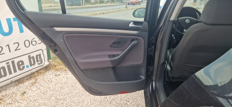 VW Golf 1.9 tdi NAVI-ИТАЛИЯ, снимка 15 - Автомобили и джипове - 51195006