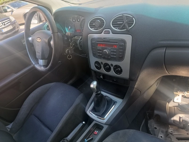 Ford Focus 1, 6 бензин , снимка 3 - Автомобили и джипове - 52014712