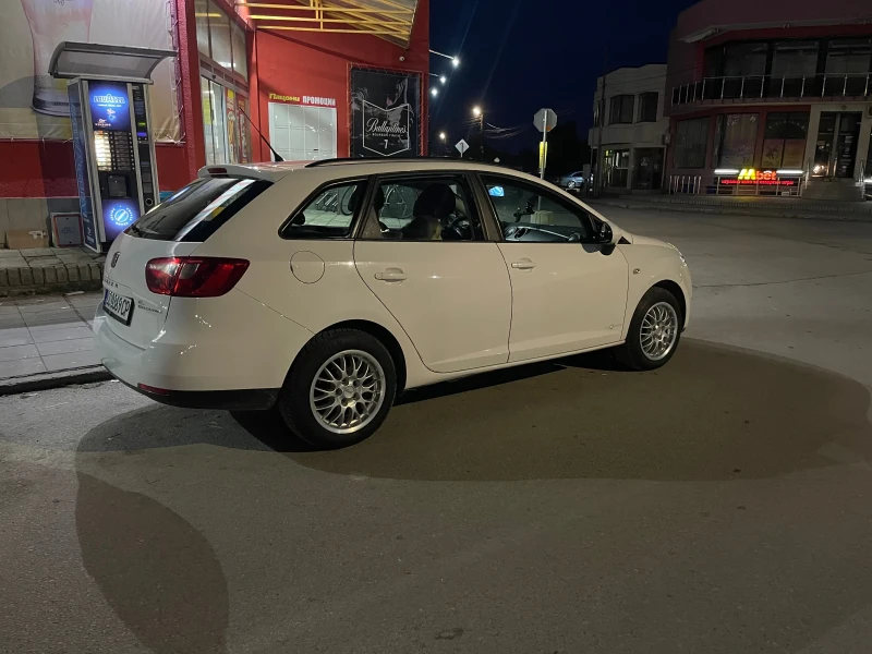 Seat Ibiza, снимка 12 - Автомобили и джипове - 52789564