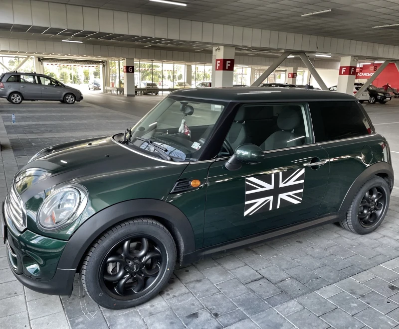 Mini Cooper D 56000km! Дизел, Автоматик, Нов!, снимка 17 - Автомобили и джипове - 52924665