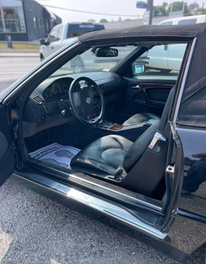 Mercedes-Benz SL 500 * * CARFAX * * АВТО КРЕДИТ * * , снимка 7 - Автомобили и джипове - 52960486