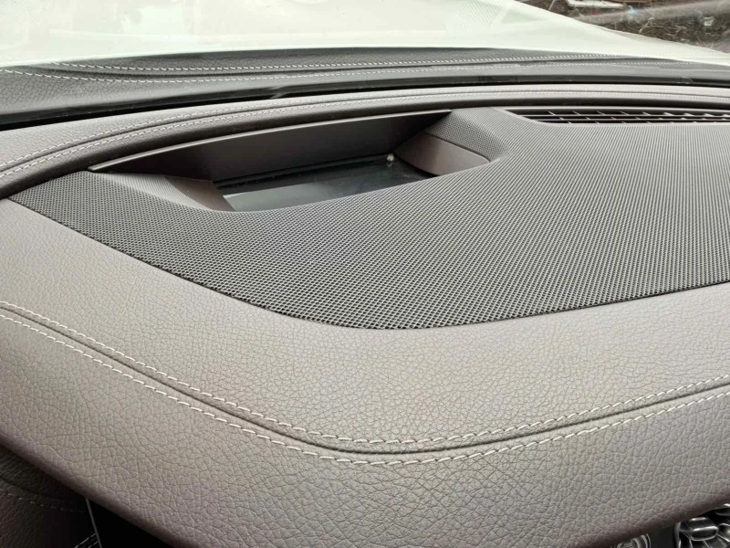 Mercedes-Benz E 220 4-MATIC / PREMIUM PLUS / FULL, снимка 14 - Автомобили и джипове - 53007388