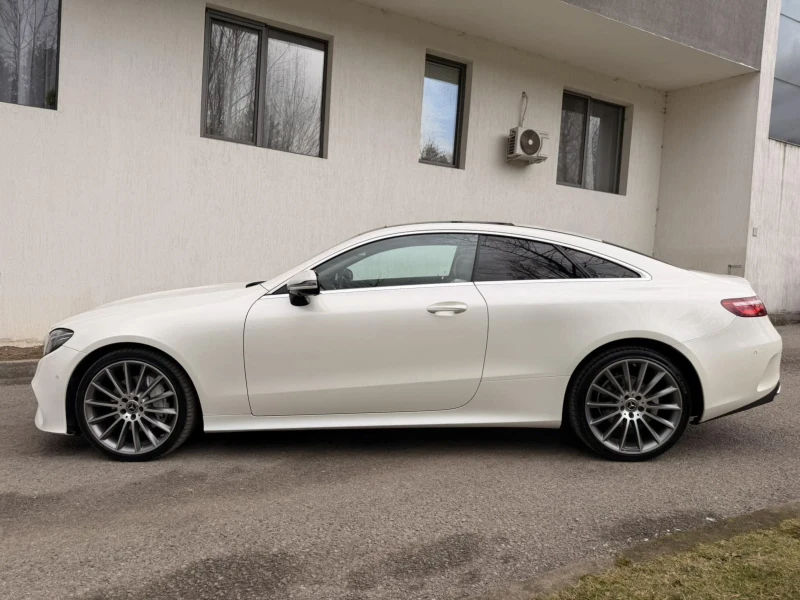Mercedes-Benz E 220 4-MATIC / PREMIUM PLUS / FULL, снимка 4 - Автомобили и джипове - 53007388
