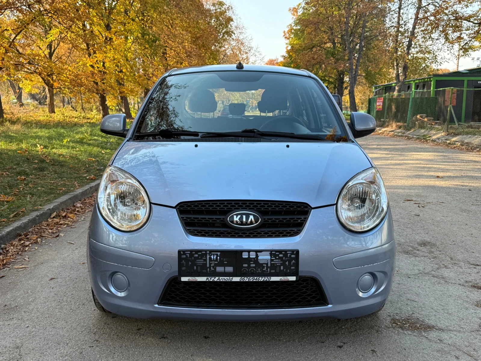 Kia Picanto 1.0i-60kc-Face Lift - изображение 2