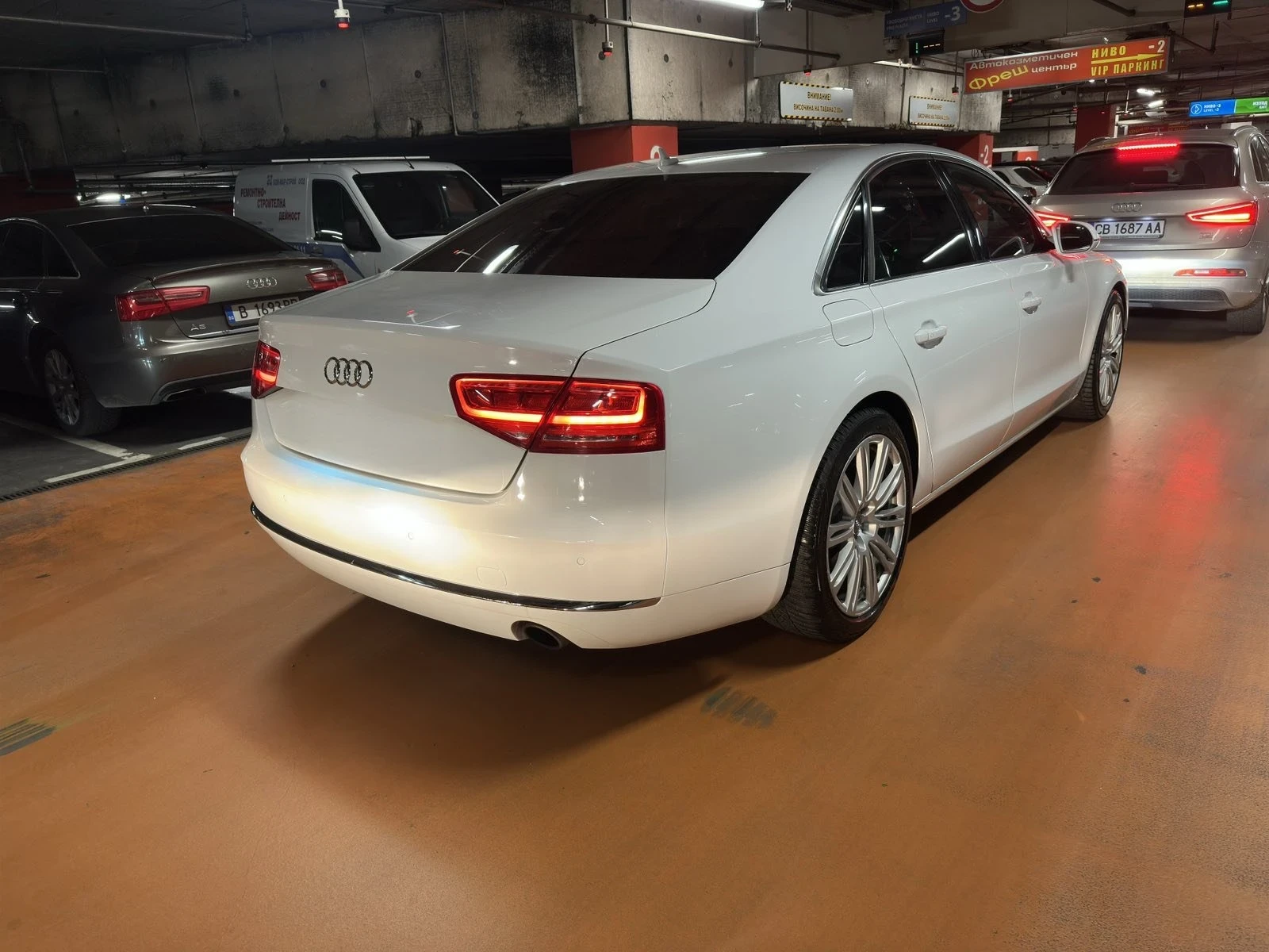 Audi A8 AUDI A8 4.2 TDI  - изображение 5