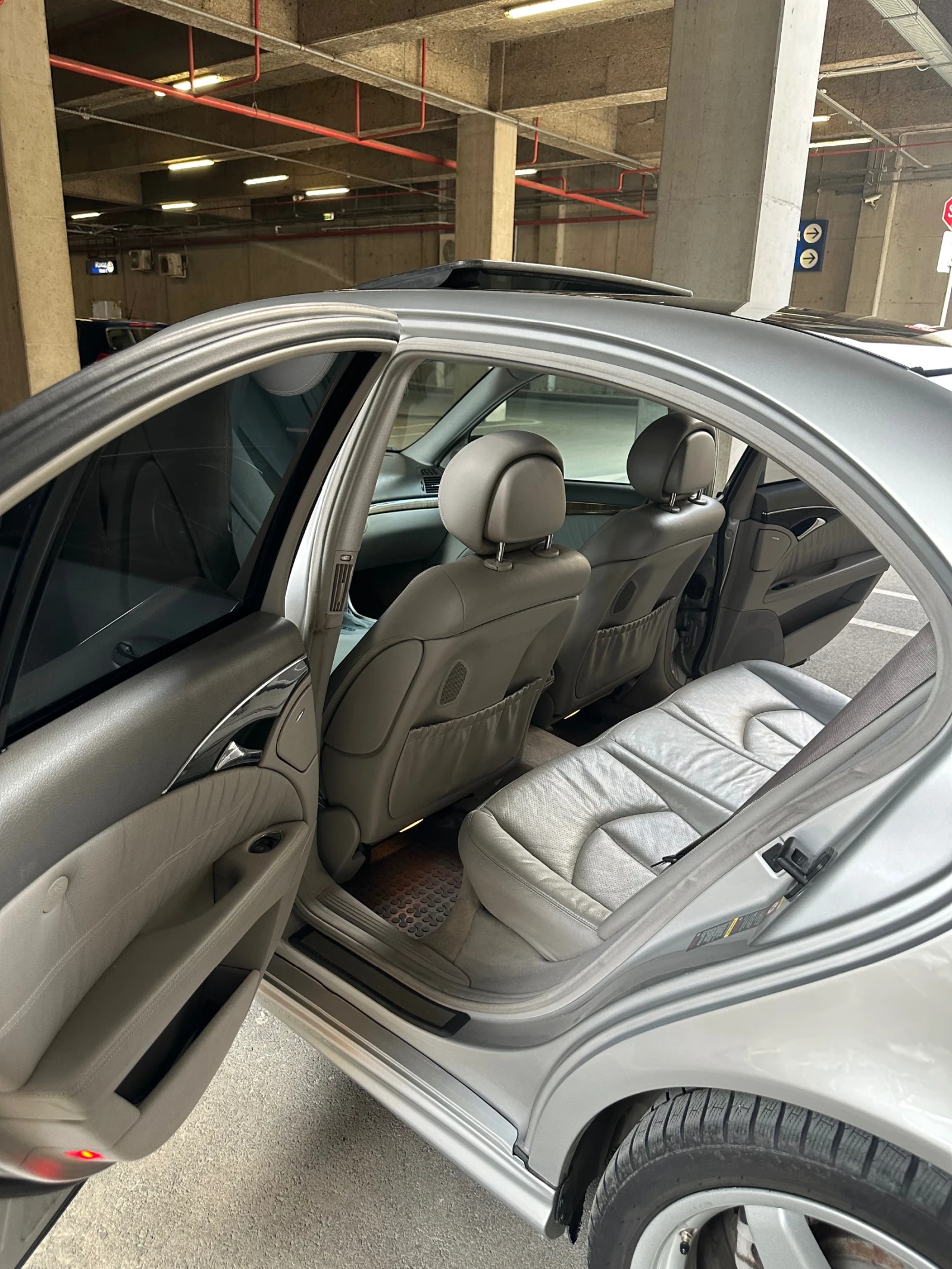 Mercedes-Benz E 320  - изображение 5