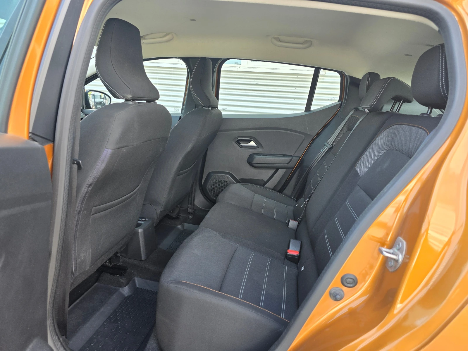 Dacia Sandero Stepway 1.0 Tce - изображение 7
